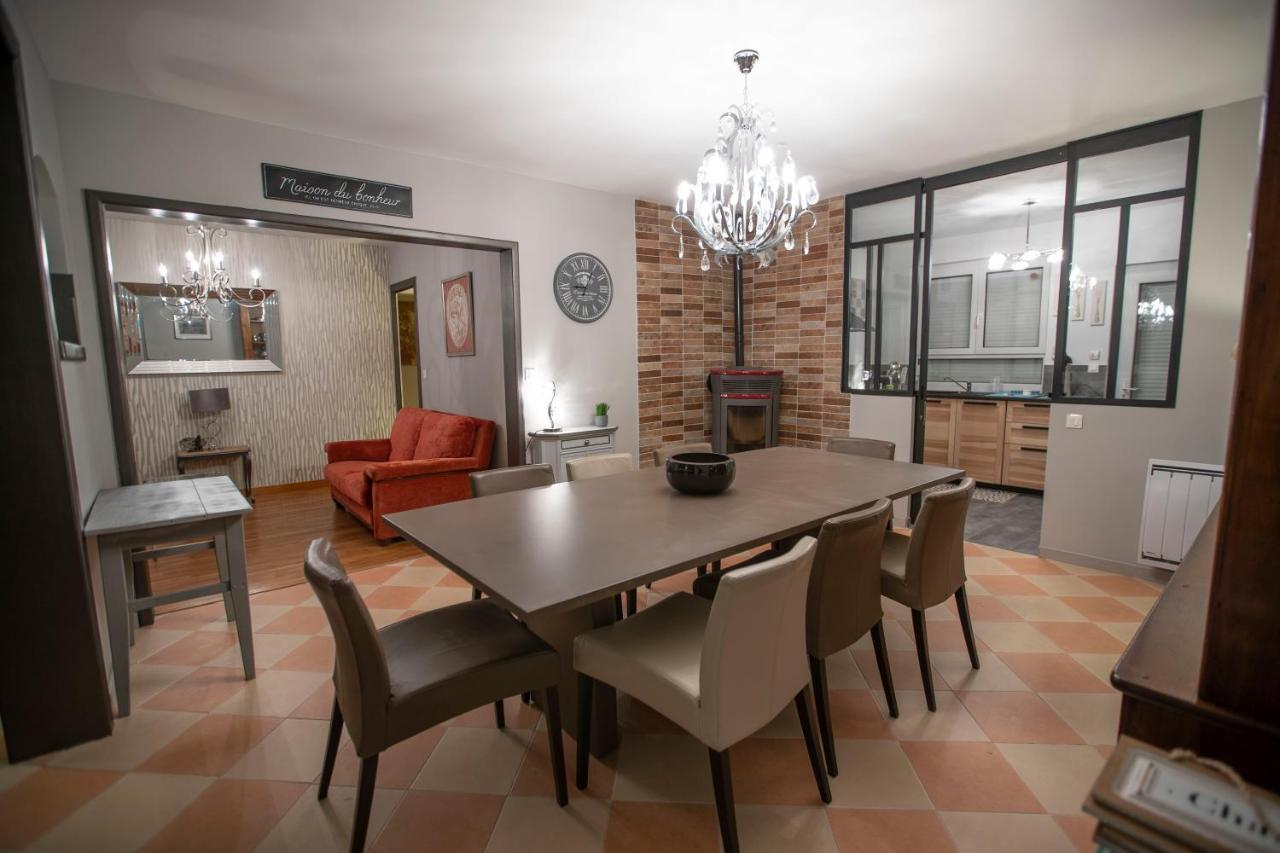 Chambre Jungle Dans Maison D'Hote "Le Petit Clouet"- רושקורבון מראה חיצוני תמונה